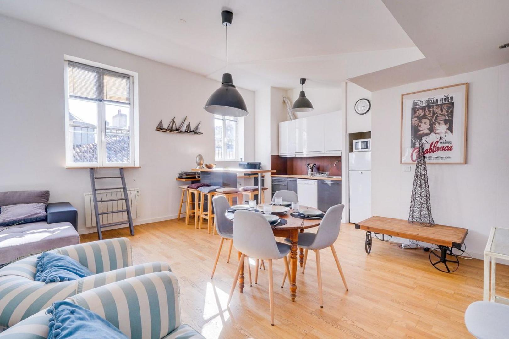 Very Nice Apartment In The Historical Center Bordeaux Luaran gambar